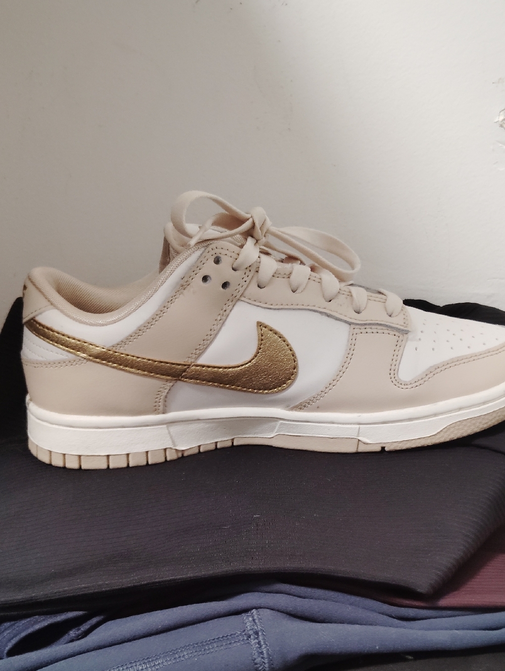 Nike Gold Low-Top Sneaker in Cream, White and Metallic Gold Like New!!!!